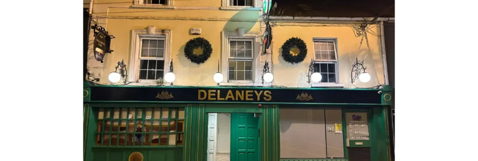 Delaneys Pub storefront